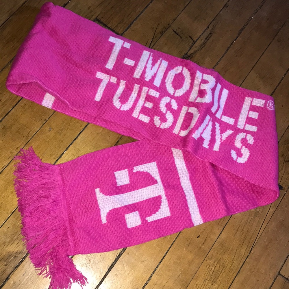 T-Mobile Tuesdays Pink Promotional‎ Scarf